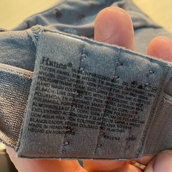 Hanes Bra size 2XL (BI) - Picture 11 of 12